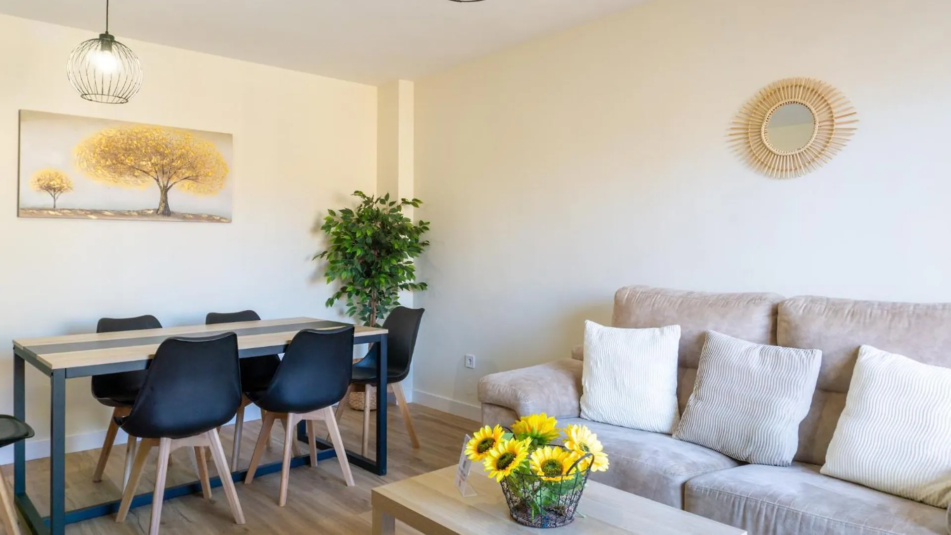 Sunny Hideaway Guadalmar Apartment Malaga Spain